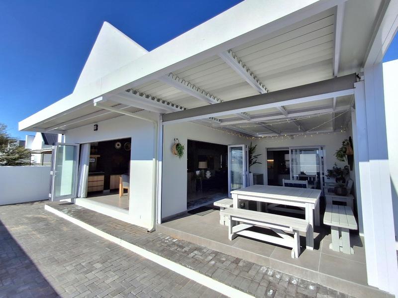 3 Bedroom Property for Sale in Lampiesbaai Western Cape